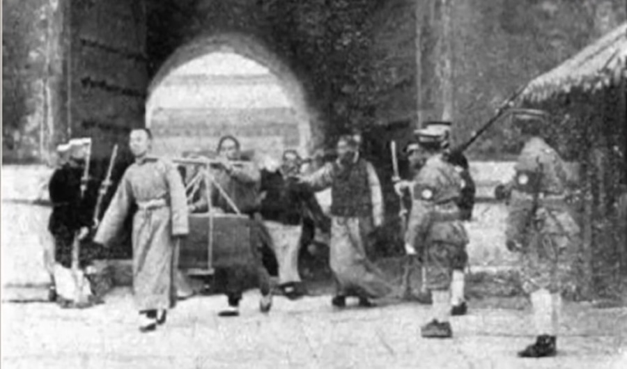 La Cité interdite et l’Occident, une histoire parallèle du moyen âge à nos jours