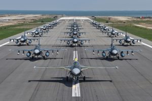 Le Japon envoie des avions de chasse en Inde : Tokyo et New Delhi observent la Chine Le Japon envoie des avions de chasse en Inde : Tokyo et New Delhi observent la Chine