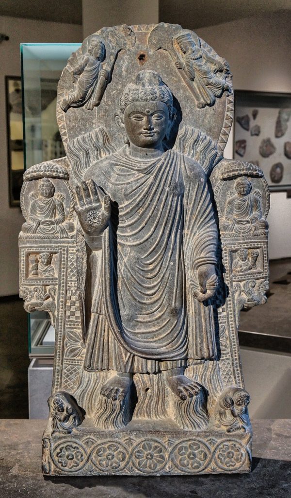 Un voyage spirituel, de la terre de Bouddha au monde de la Grèce antique
