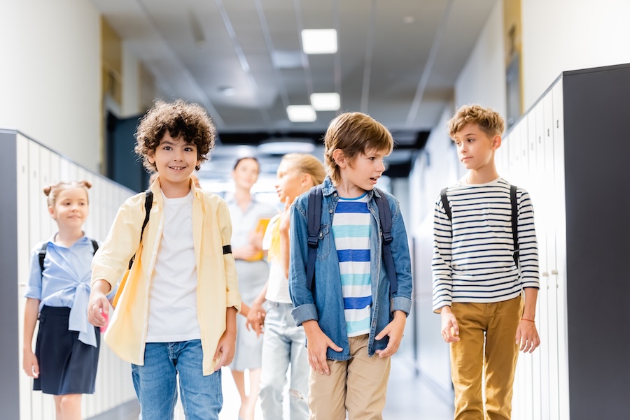 Comment une mère avisée élève des enfants indépendants et résilients