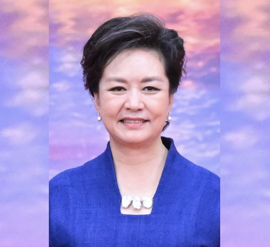 Un ancien analyste de la CIA affirme que Xi Jinping s’appuie fortement sur les relations de Peng Liyuan au sein de l’Armée populaire de libération (APL)