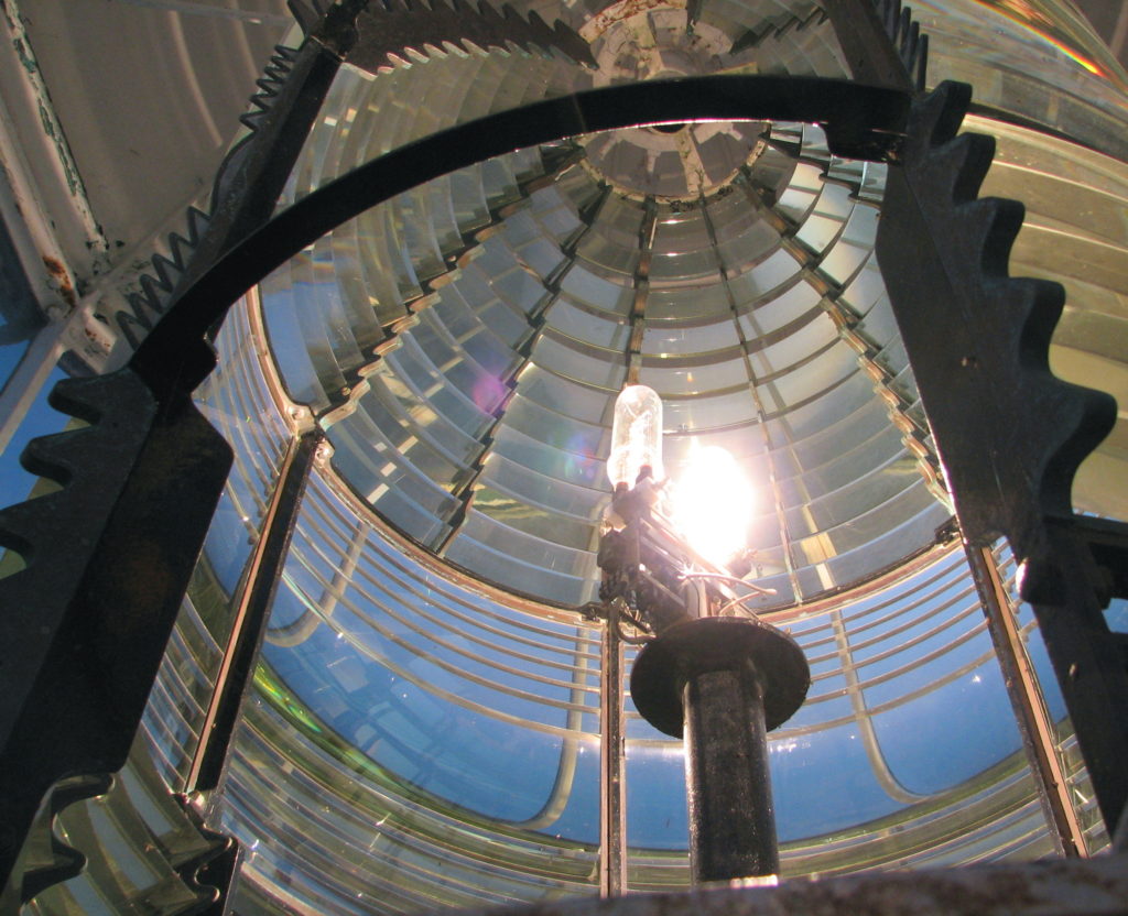 Augustin Fresnel apprivoisa la lumière pour guider les marins au large