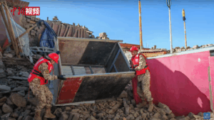Un séisme au Tibet fait 16 morts et 76 blessés, les secouristes se mobilisent pour atteindre les villages isolés Un séisme au Tibet fait 16 morts et 76 blessés, les secouristes se mobilisent pour atteindre les villages isolés