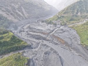 Nouvelles inondations au Népal : habitations, ponts et centrales hydroélectriques endommagés