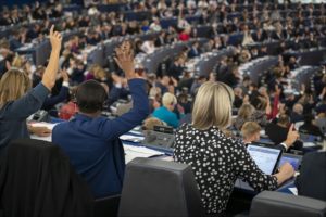 Le Parlement européen durcit sa position face à la Chine concernant l’espionnage, le commerce et le soutien à la Russie