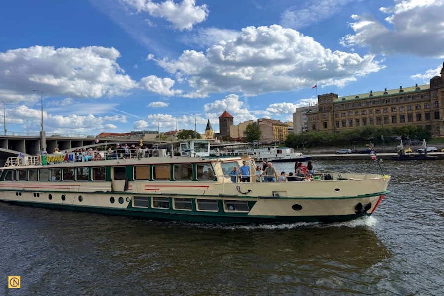 À la découverte de Prague : le pont Charles et la Vltava